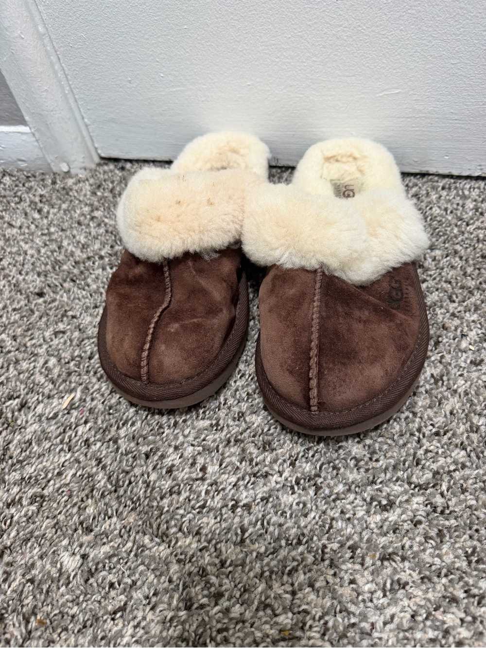UGG Kids Chestnut Suede Shearling Cuff Slippers